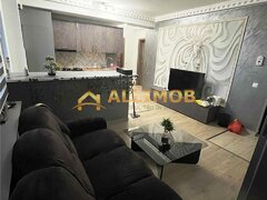 Ploiesti Apartament 3 camere in Ploiesti, zona Republicii, Caraiman